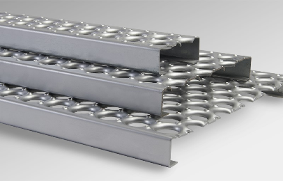 Perf-O Grip Type Plank Grating is a one-piece metal plank formed from a single sheet with side channels. Its perforated surface delivers multi-directional slip resistance, while the 35% open area ensures efficient drainage and improved worker safety and c