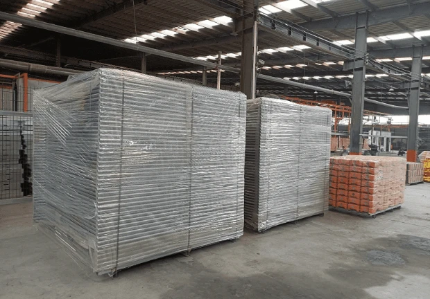 Export Packaging & Shipping for Temporary Fence Panels