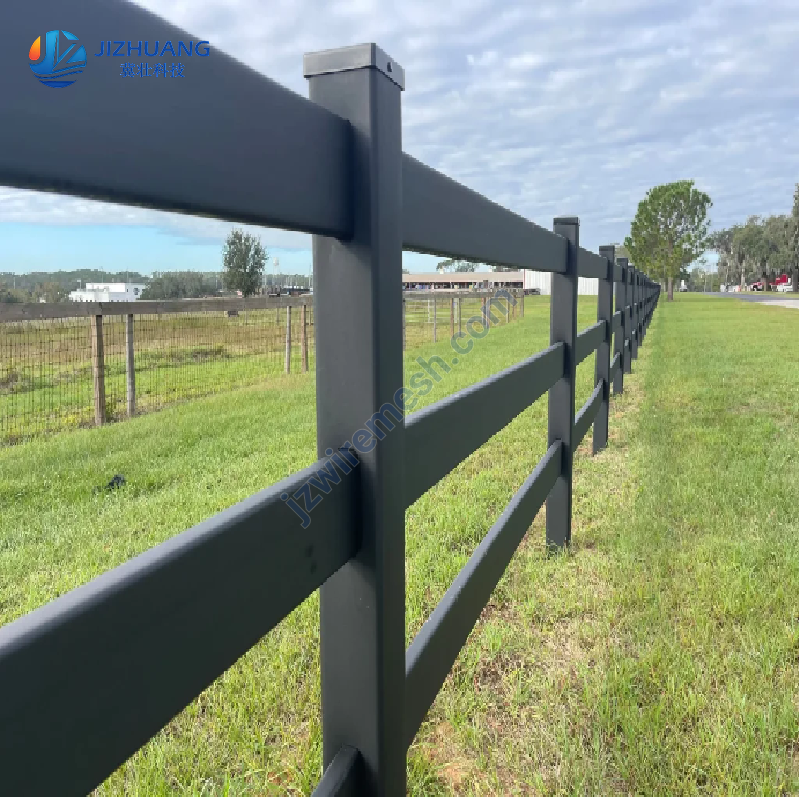 Vinyl Horse Fence Manufacturer