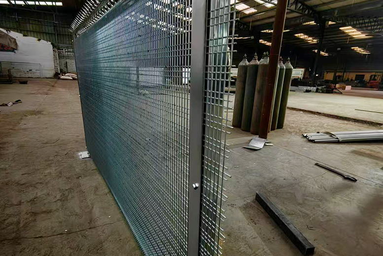 Security Fence Solutions for Industrial & High-Security Projects
